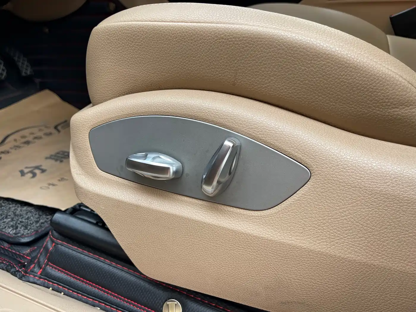 Porsche Macan 2020 Macan 2.0T фото 20