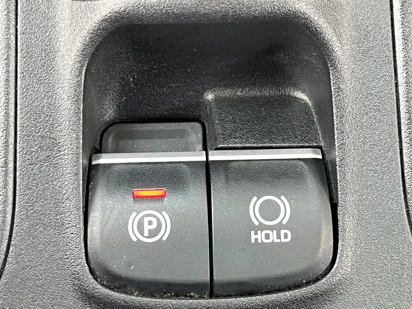 Toyota Frontlander 2023 2.0L CVT Leading Edition фото 23