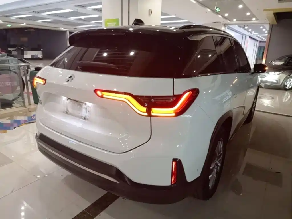 Фото 7 - NIO ES6