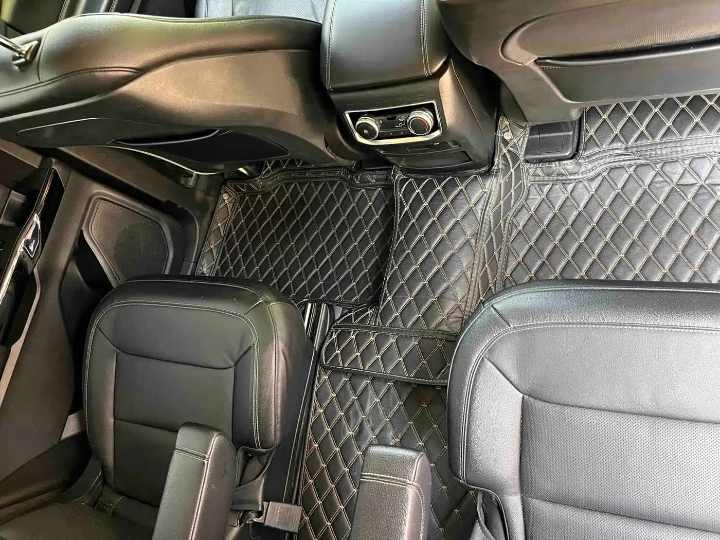 Ford Explorer 2020 2020 EcoBoost 285 AWD Titanium Edition 6-Seater