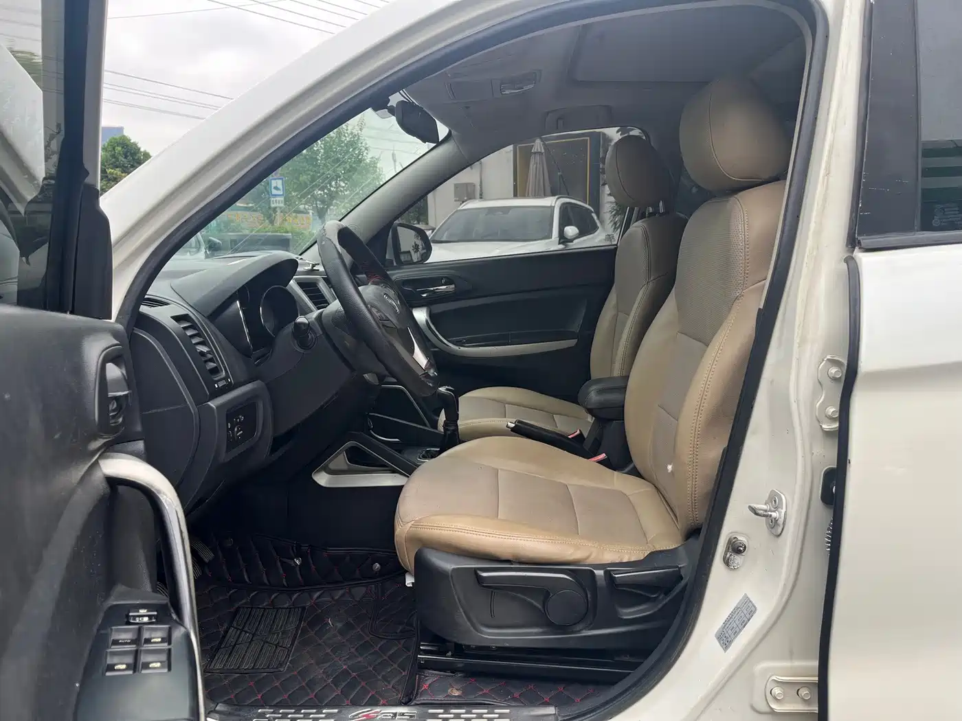 Changan CS35 2014 2014 1.6L Manual Luxury Type China IV