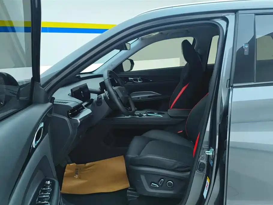 CHANGAN CHANGAN AUCHAN Z6