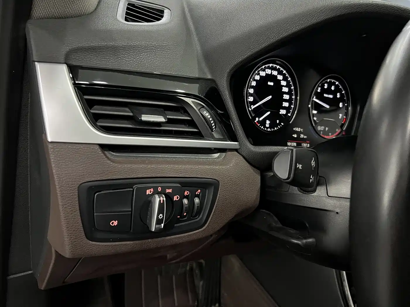 BMW X1 2020 sDrive20Li Premium Edition фото 14