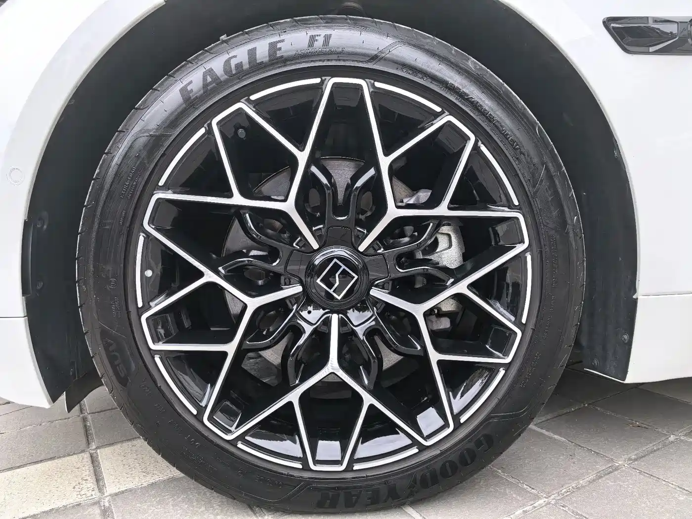 ZEEKR 001 2025 2025 WE Edition 95kWh AWD