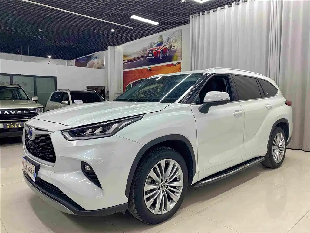  Toyota Highlander 2022 Model Dual Engine 2.5L 4WD Premium Edition 7-Seater