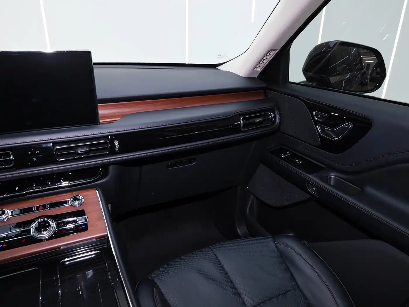 Lincoln Aviator 2024 2023 3.0T V6 AWD Premium Cruise Edition 6-Seater