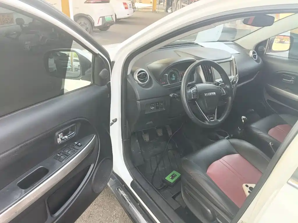 Фото 16 - Haval H1