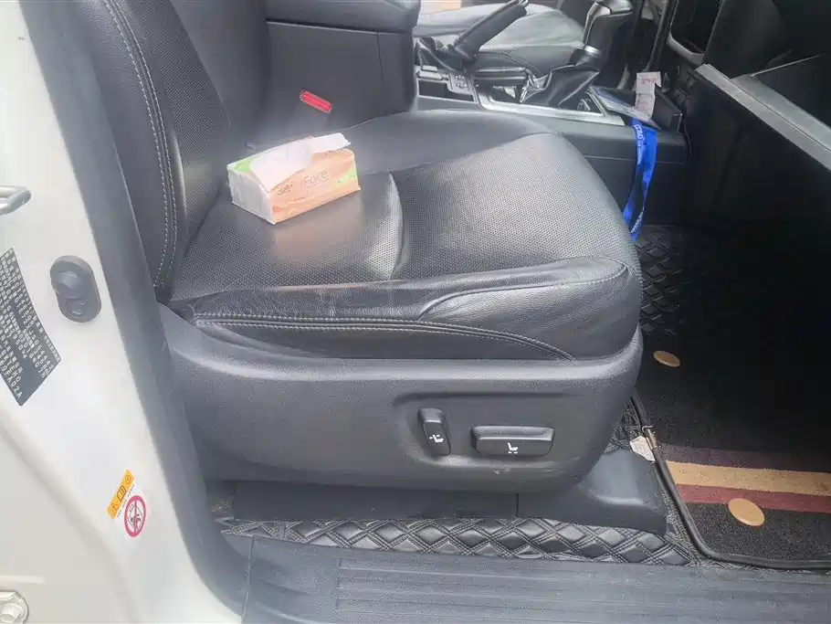 Toyota Prado 2018 3.5L Auto TX фото 8