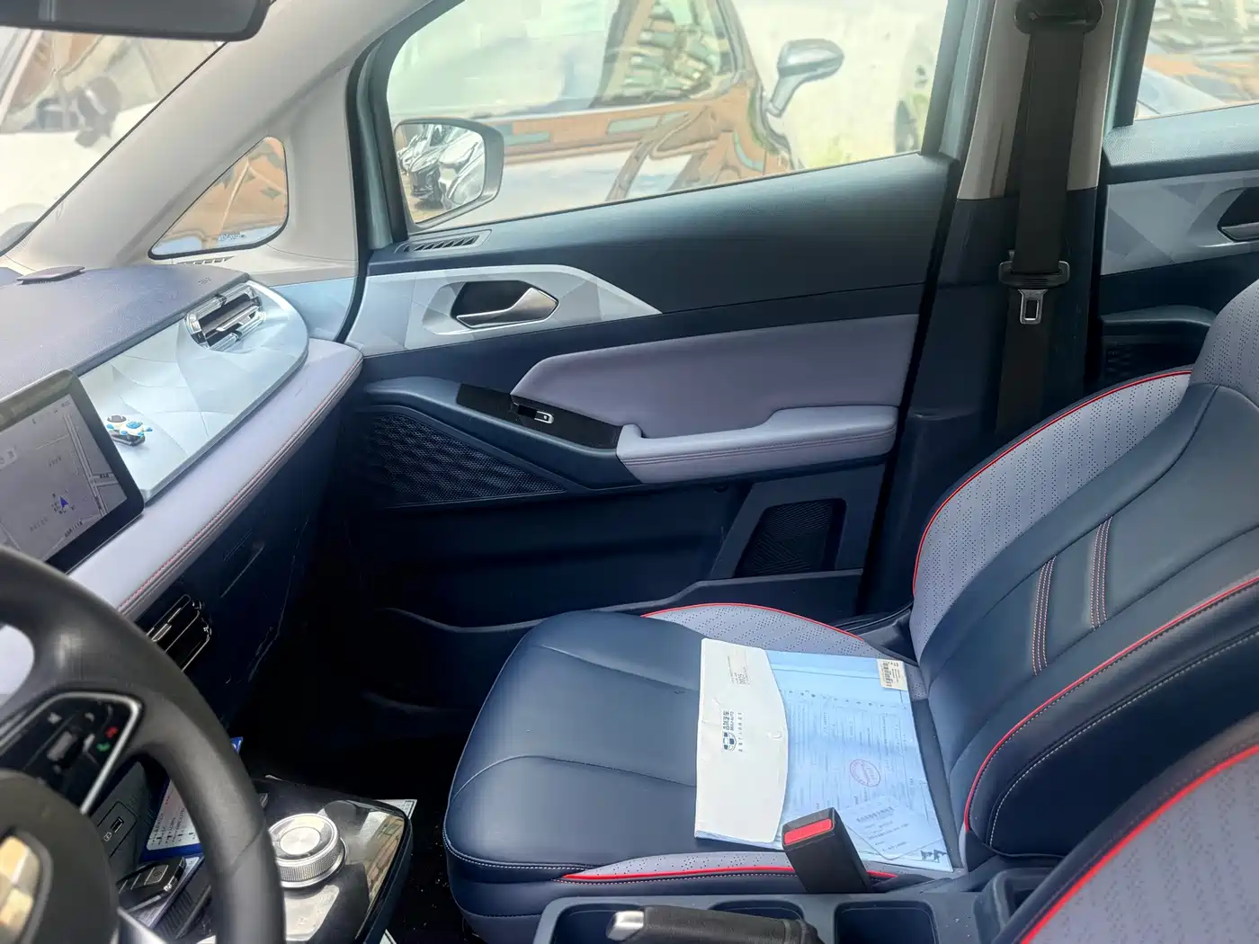 Фото 8 - Geely Geometry E Firefly