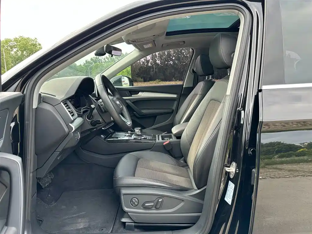 Audi Q5L 2018 40 TFSI Prestige Fashion (China V) фото 9
