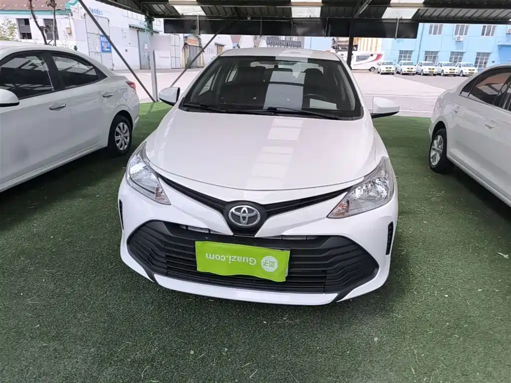 Toyota Vios 2017 1.5L CVT Pioneer фото 3