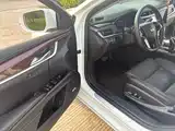 Photo 12 - Cadillac XTS