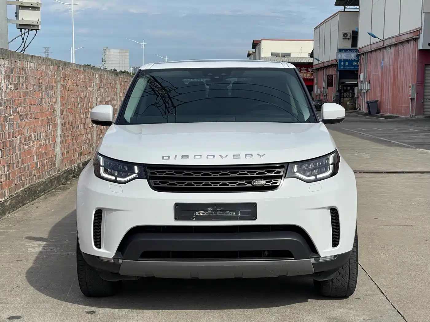 Land Rover Discovery 2019 3.0 SC V6 SE фото 2