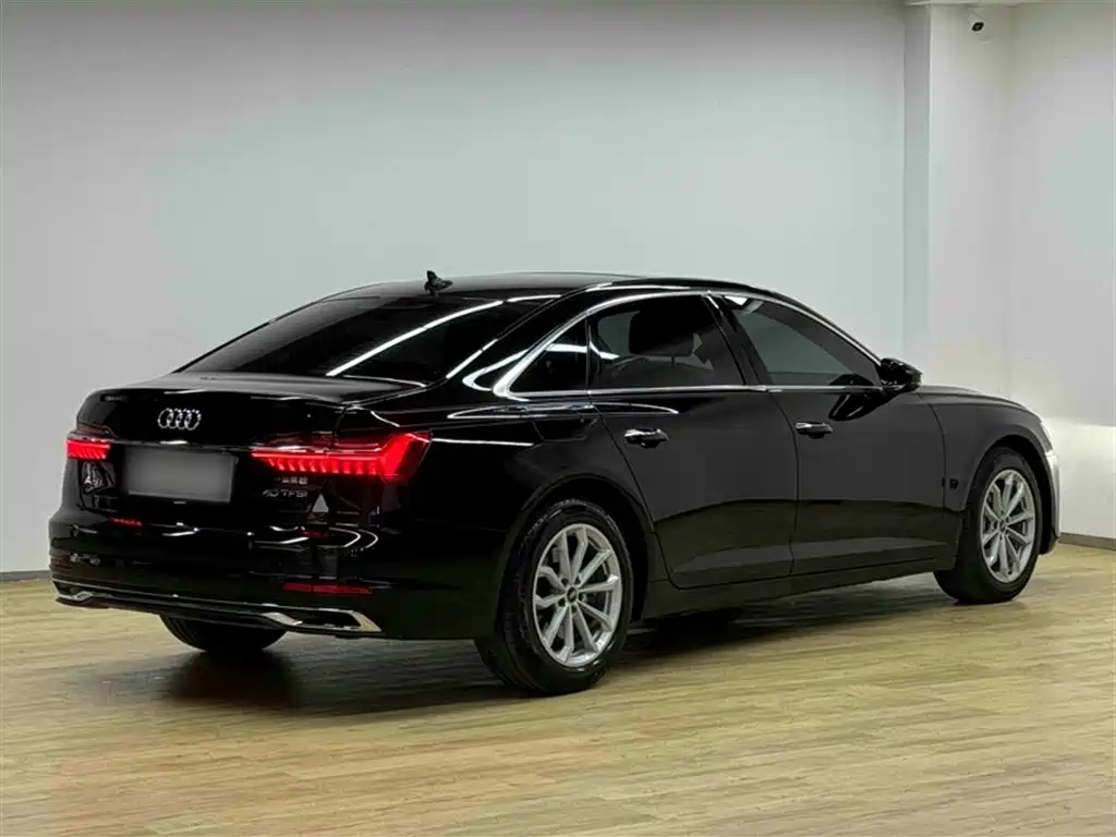 Audi A6L 2023 40 TFSI Luxury Elegance фото 16