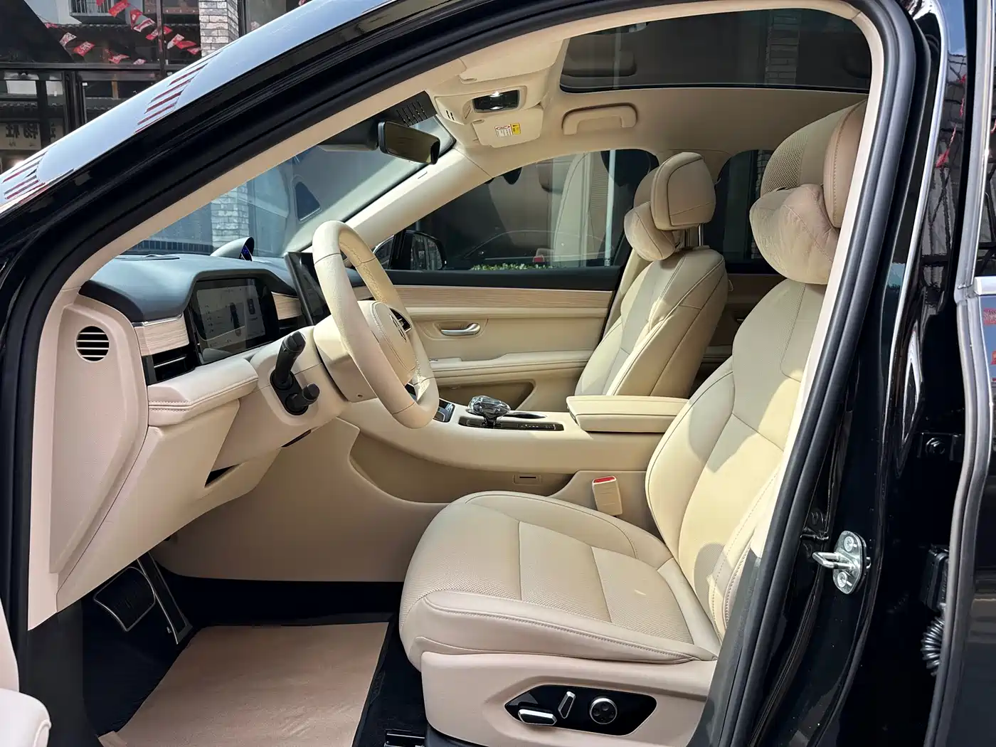 AITO Wenjie AITO M5 2024 Extended Range Max RWD Advanced Smart Driving Edition фото 4