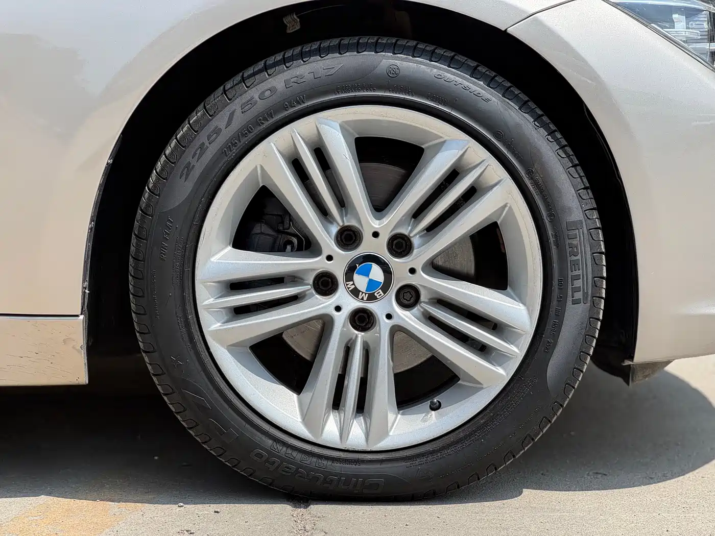 BMW 3 Series 2017 320Li xDrive Fashion фото 24