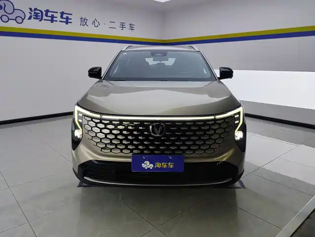 Changan CS55 PLUS 2026 Model 4th Gen New Blue Whale 1.5T Celestial Premium — фото 2