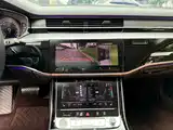 Photo 10 - Audi A8