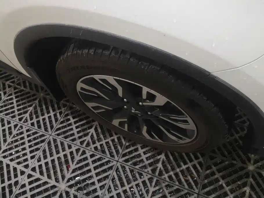Фото 6 - Mitsubishi Outlander