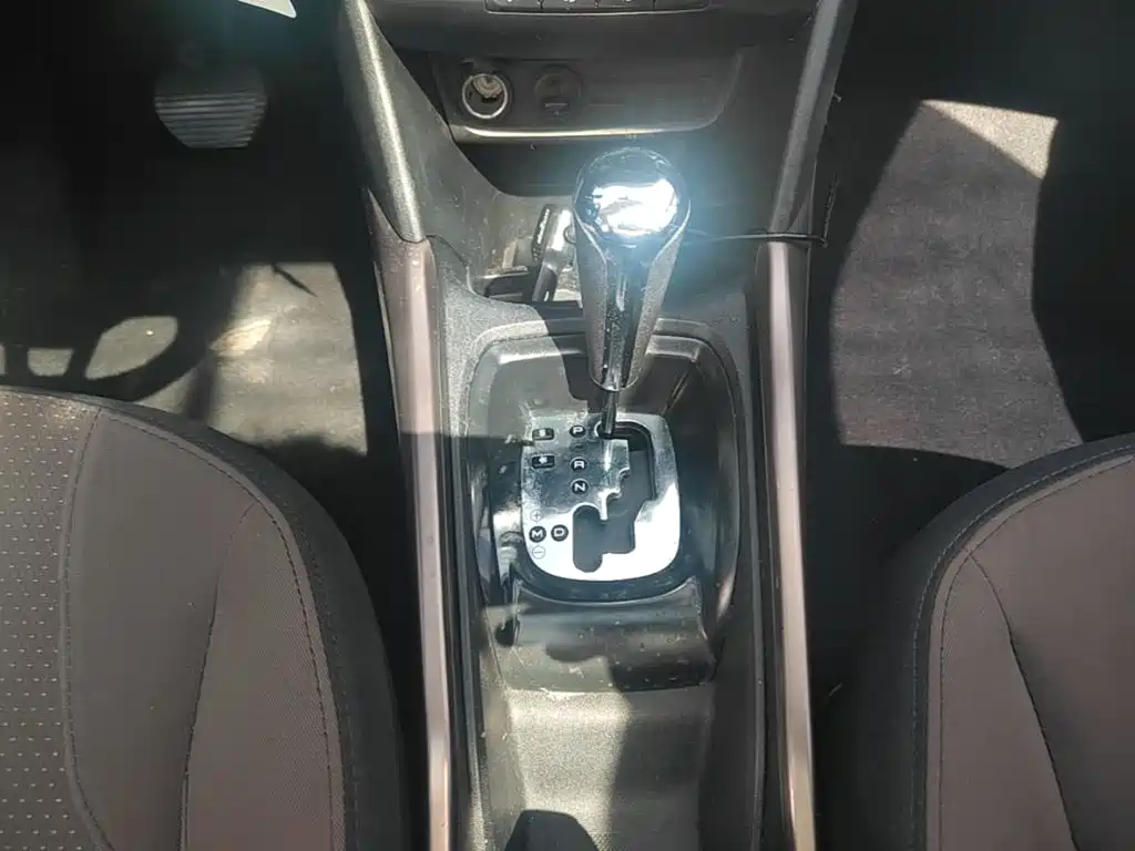 Photo 14 - Peugeot 2008