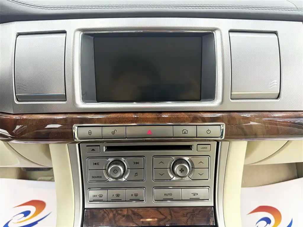 Jaguar XF 2008 2008 XF 3.0 V6 Premium Luxury