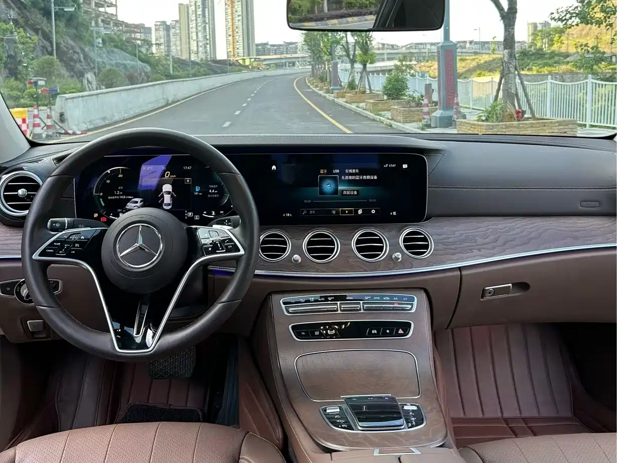 Mercedes-Benz E-Class 2023 E 300 L Luxury фото 7