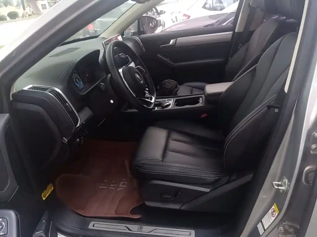 BYD Tang 2019 2018 2.0T Auto Smart Connect Luxury 5-seater China V