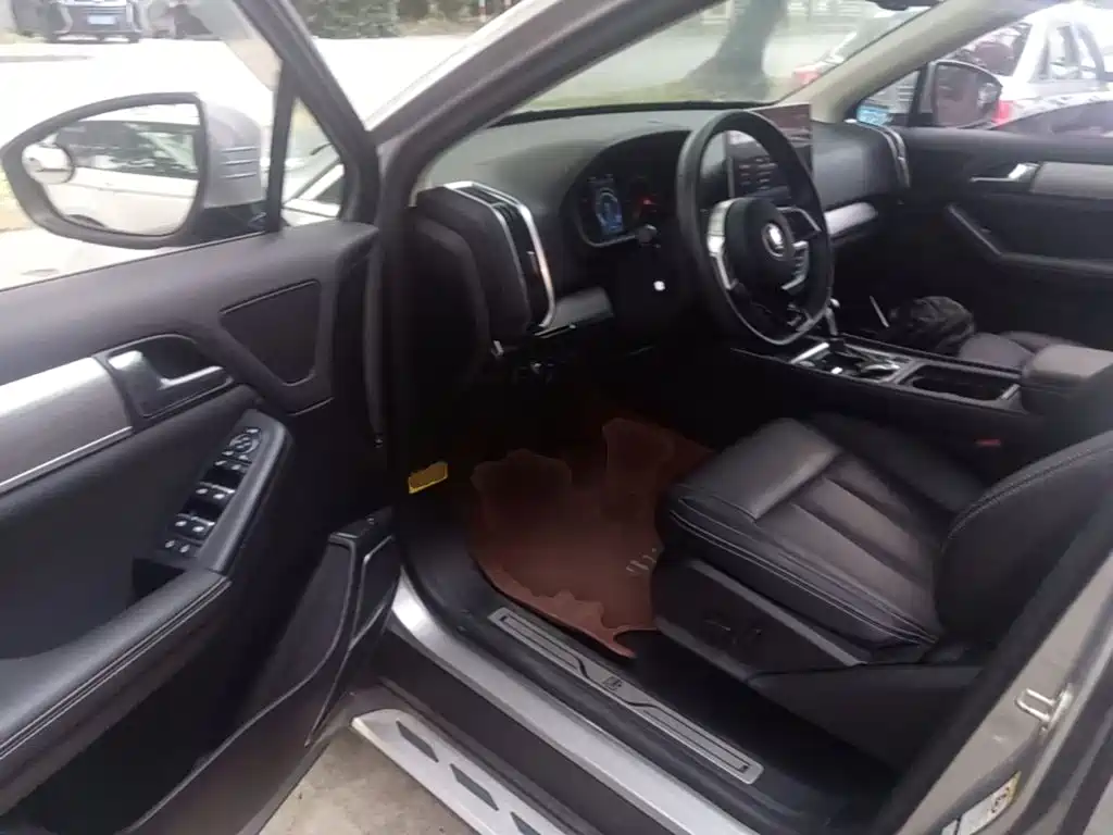BYD Tang 2019 2018 2.0T Auto Smart Connect Luxury 5-seater China V
