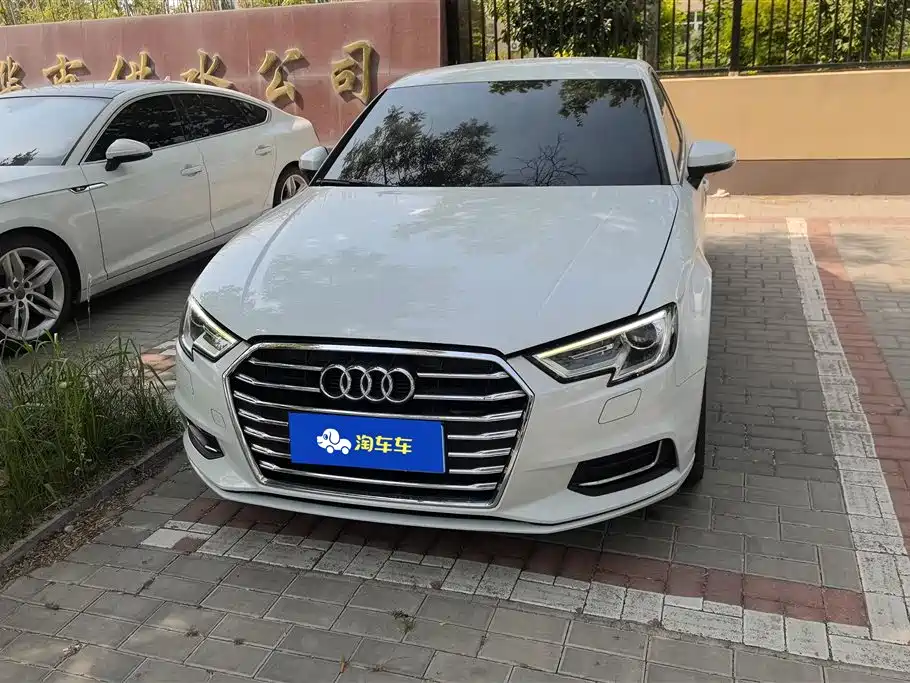 Audi A3 2019 Limousine 35 TFSI Progressive China VI фото 2