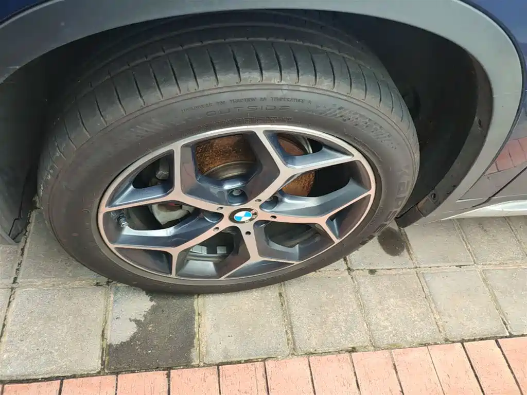 BMW X1 2019 sDrive18Li Premium Model фото 23