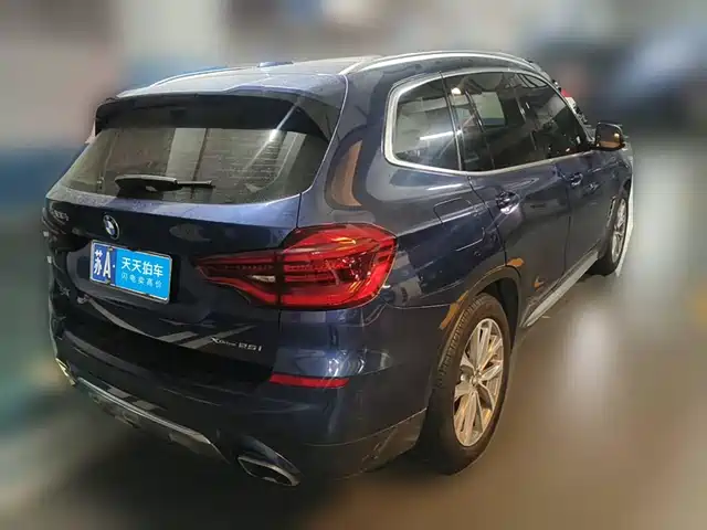 BMW X3 2021 xDrive25i Luxury Package — фото 2