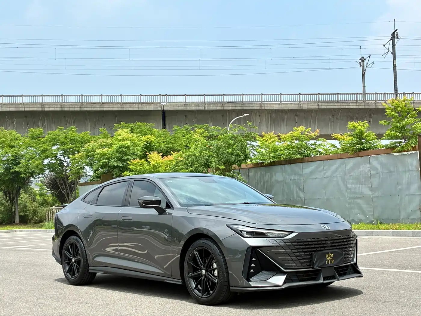 CHANGAN UNI-V