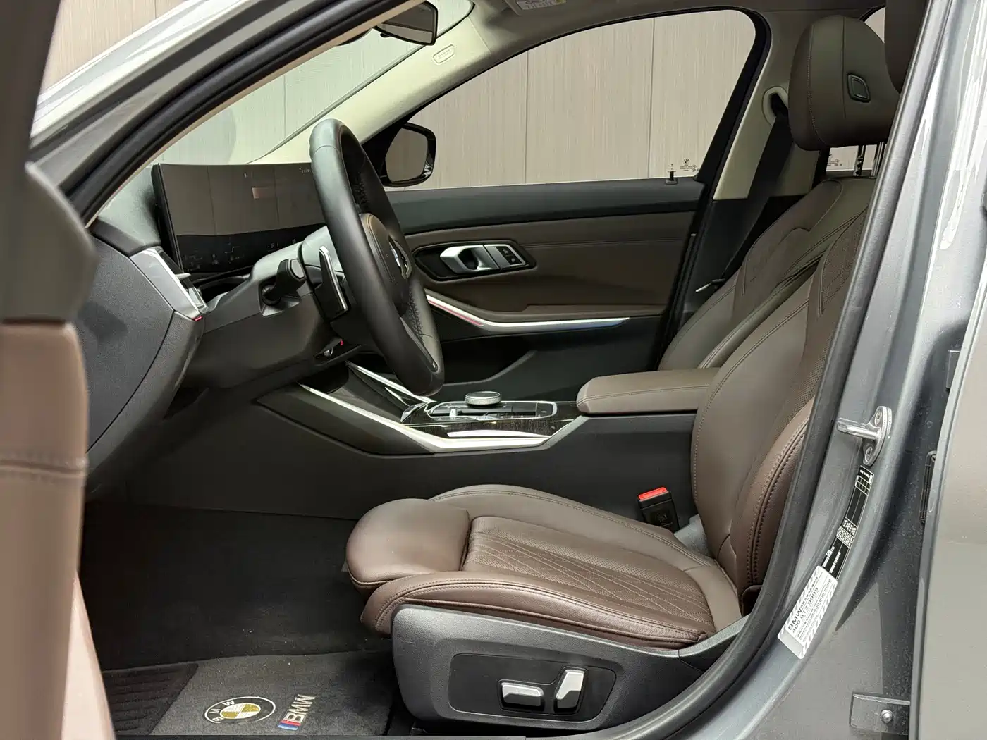 BMW 3 Series 2023 325Li M Sport Package фото 2