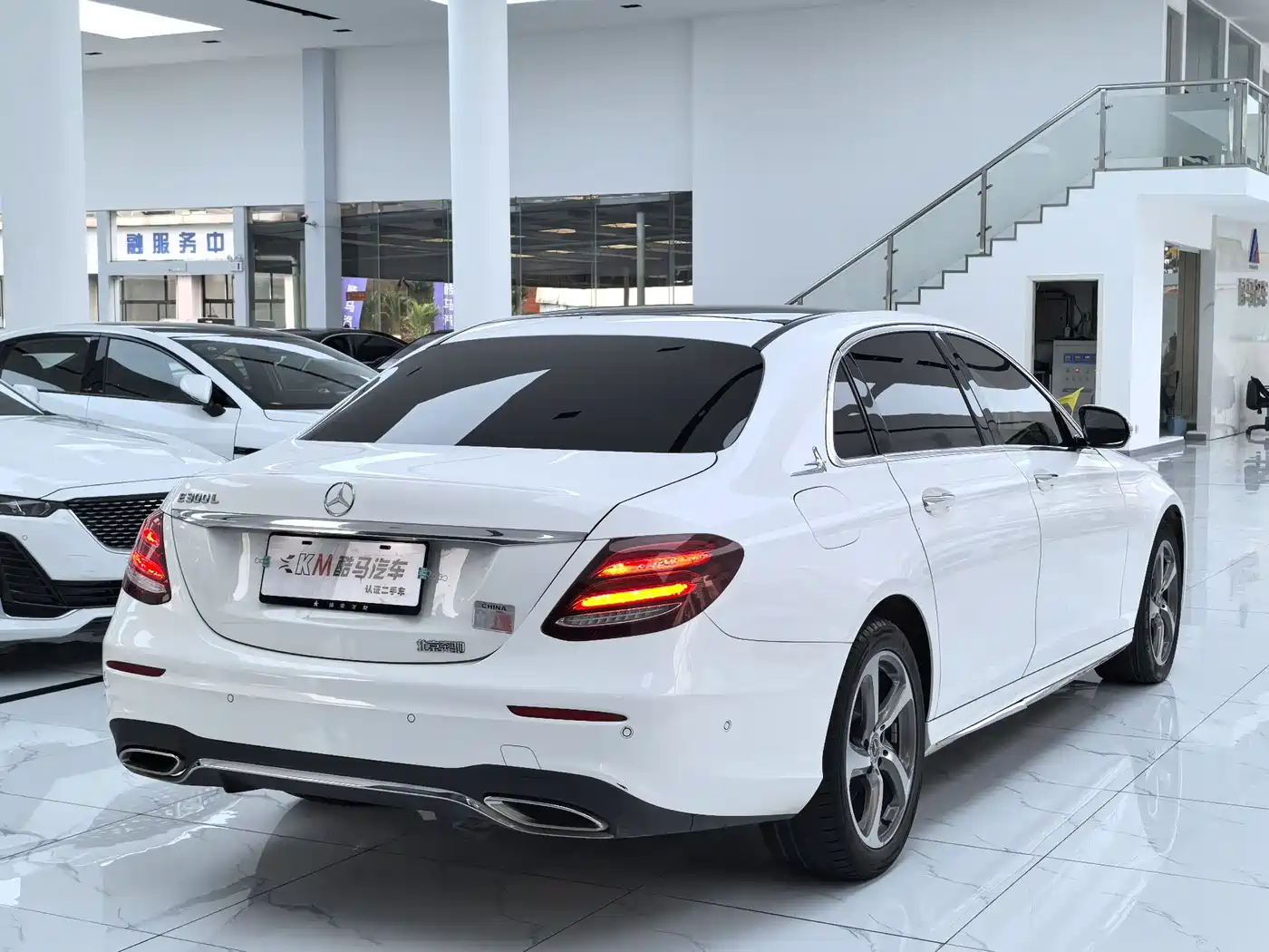 Mercedes-Benz E-Class 2017 E 300 L Sport Luxury фото 15