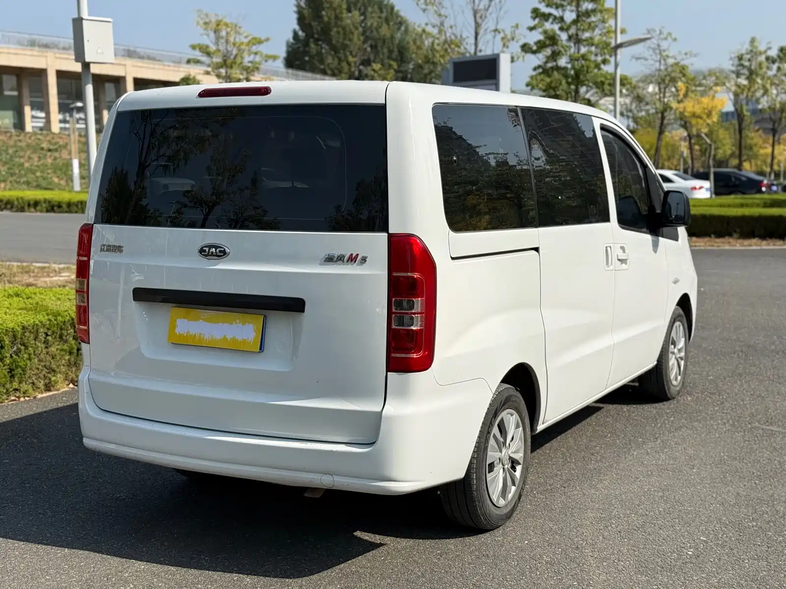 Фото 6 - JAC Refine M3