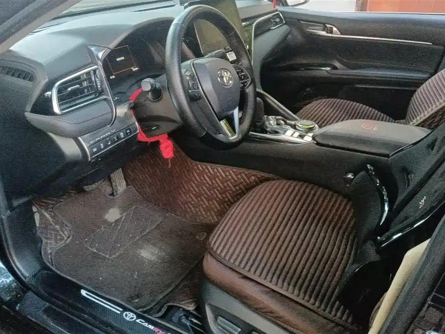Toyota Camry 2021 2.5G Luxury Edition фото 9