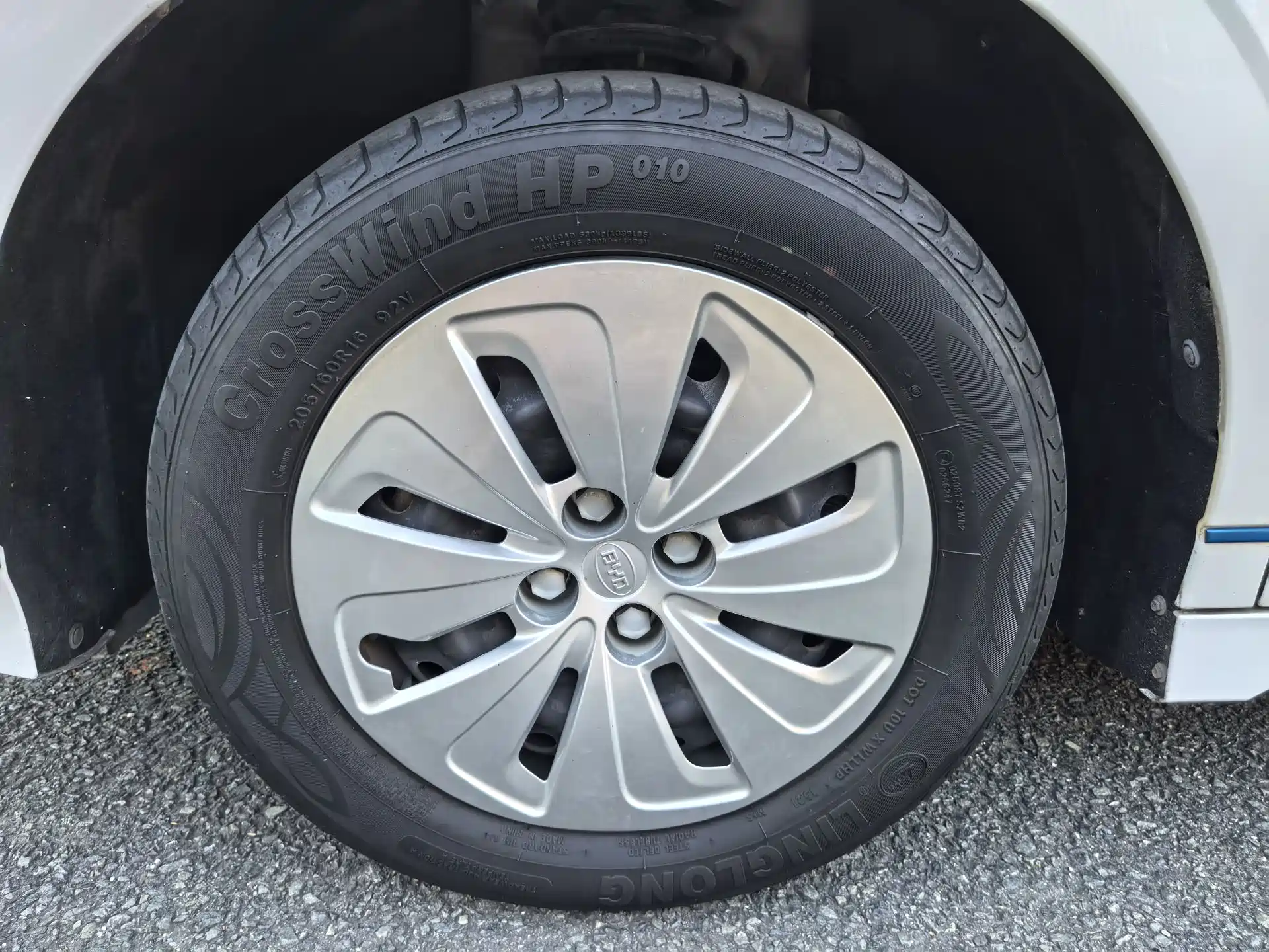 Фото 22 - BYD e2
