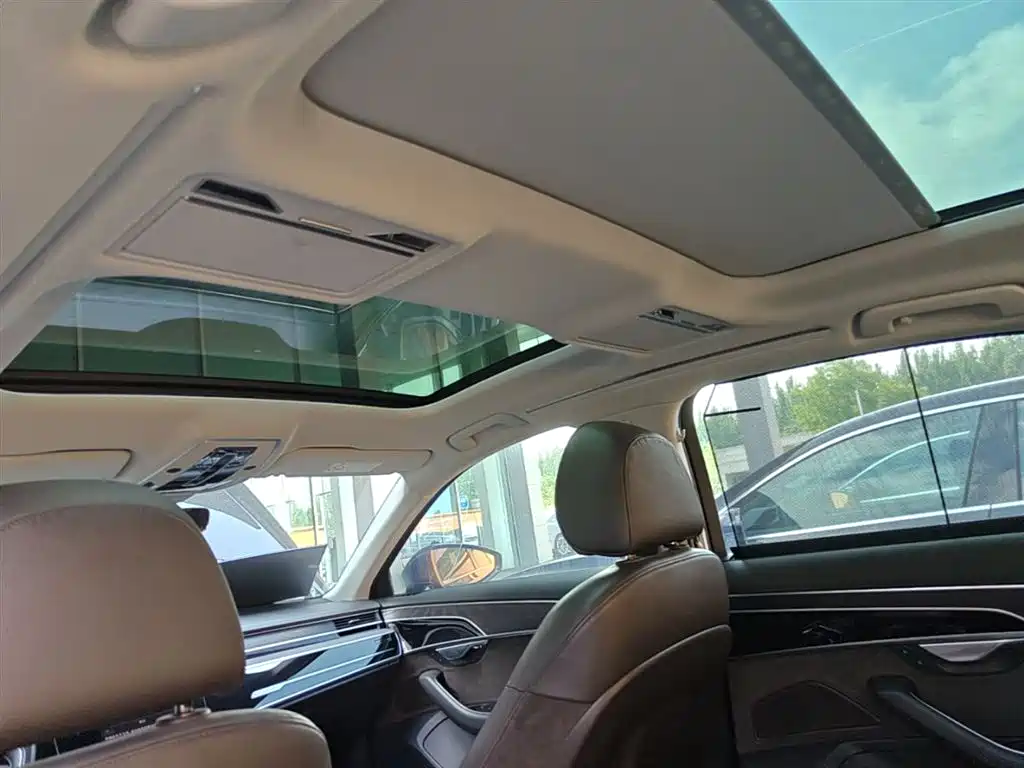 Audi A8 2018 A8L 55 TFSI quattro Launch Elite фото 18