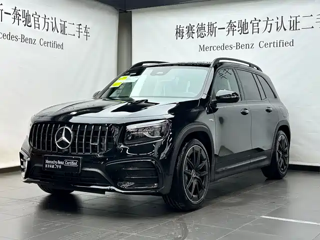 MERCEDES-BENZ GLB AMG
