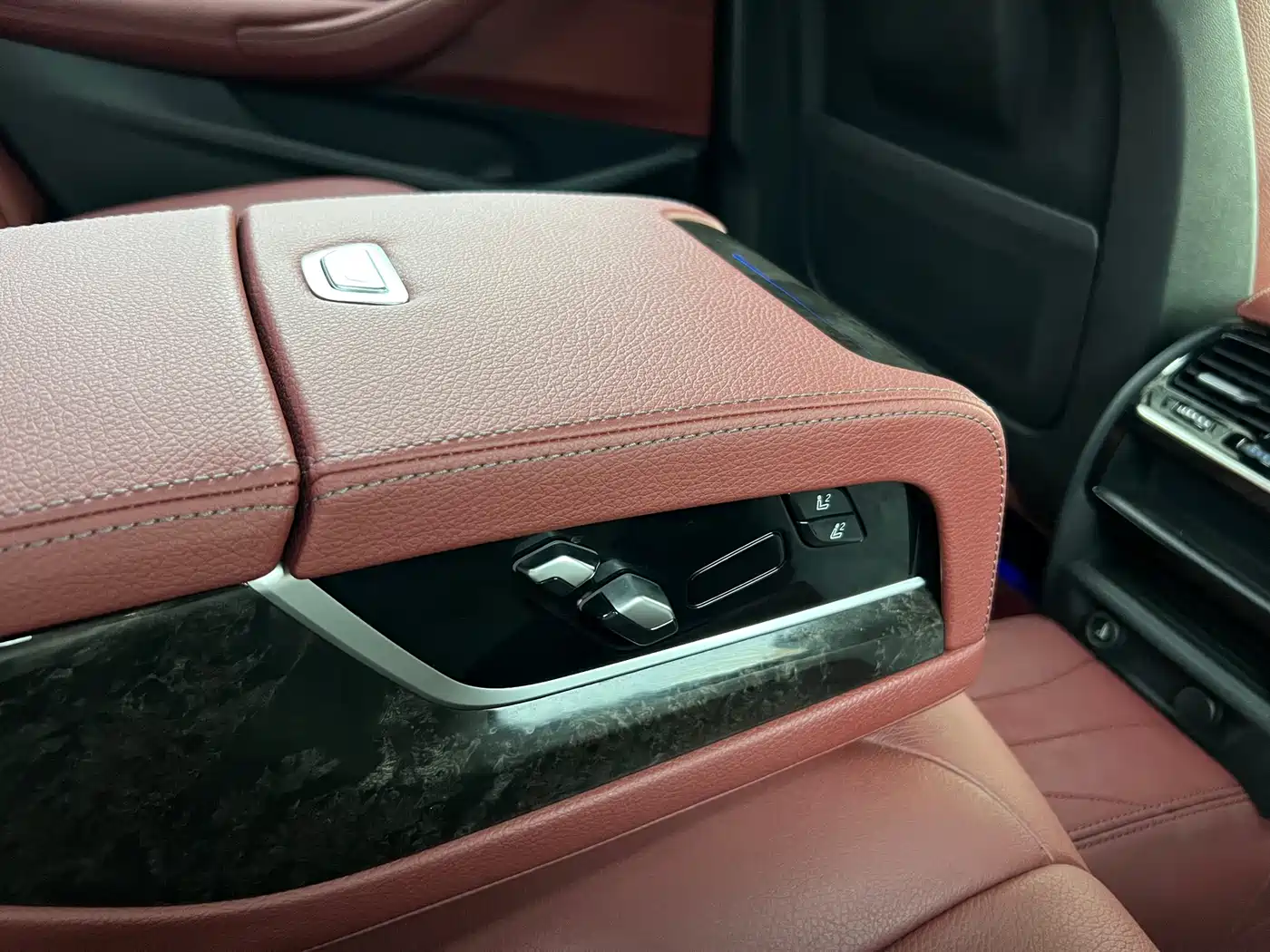 BMW 5 Series 2018 Facelift 530Li Leading M Sport Package фото 13