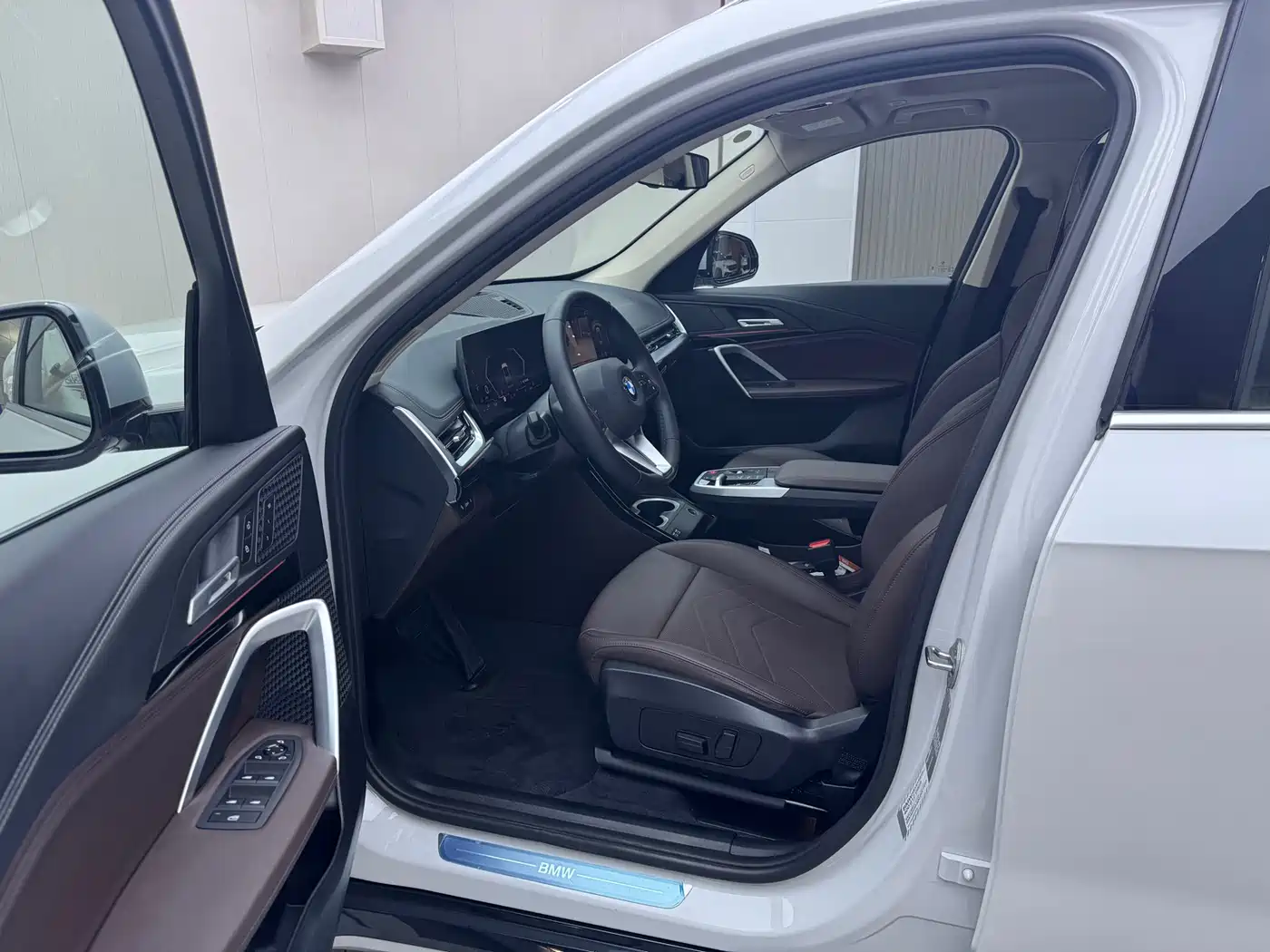 BMW X1 2024 sDrive20Li X Design Package фото 12