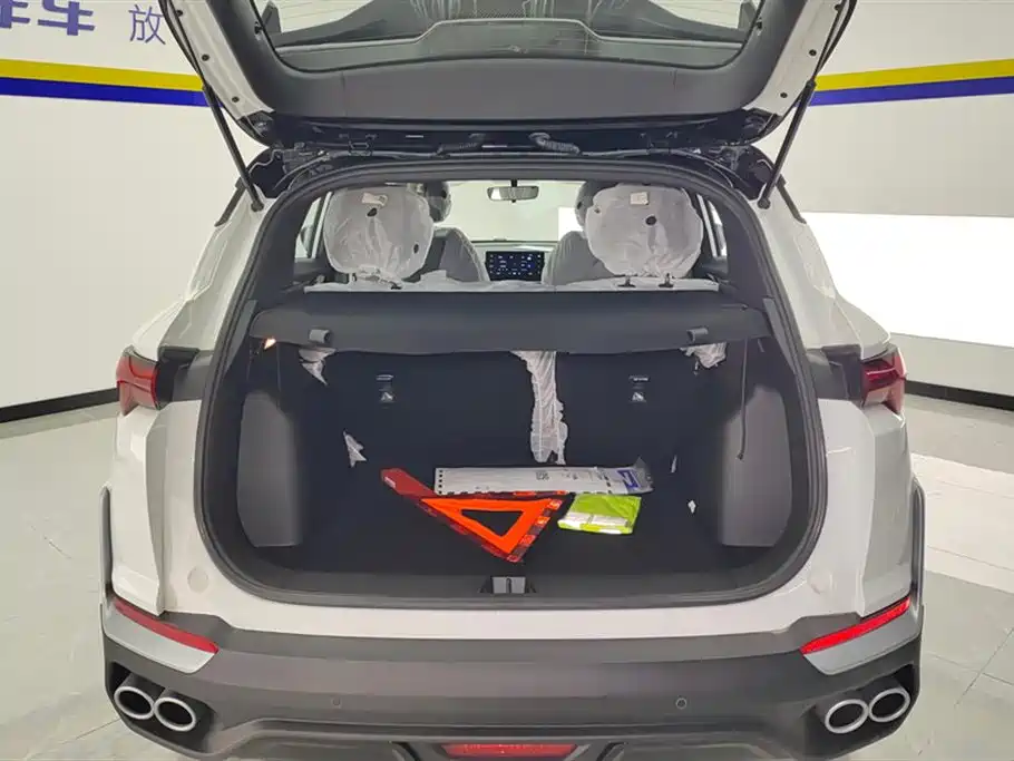 GEELY AUTOMOBILE BINYUE