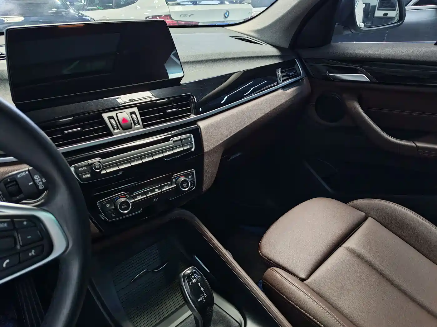 BMW X1 2020 sDrive25Li Leading Model фото 8