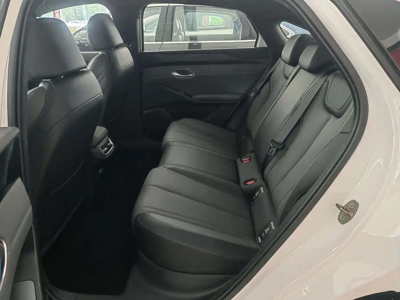 BYD Qin L 2026 2025 EV 470KM Leading Edition