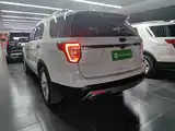 صورة 5 - Ford Explorer (Import)