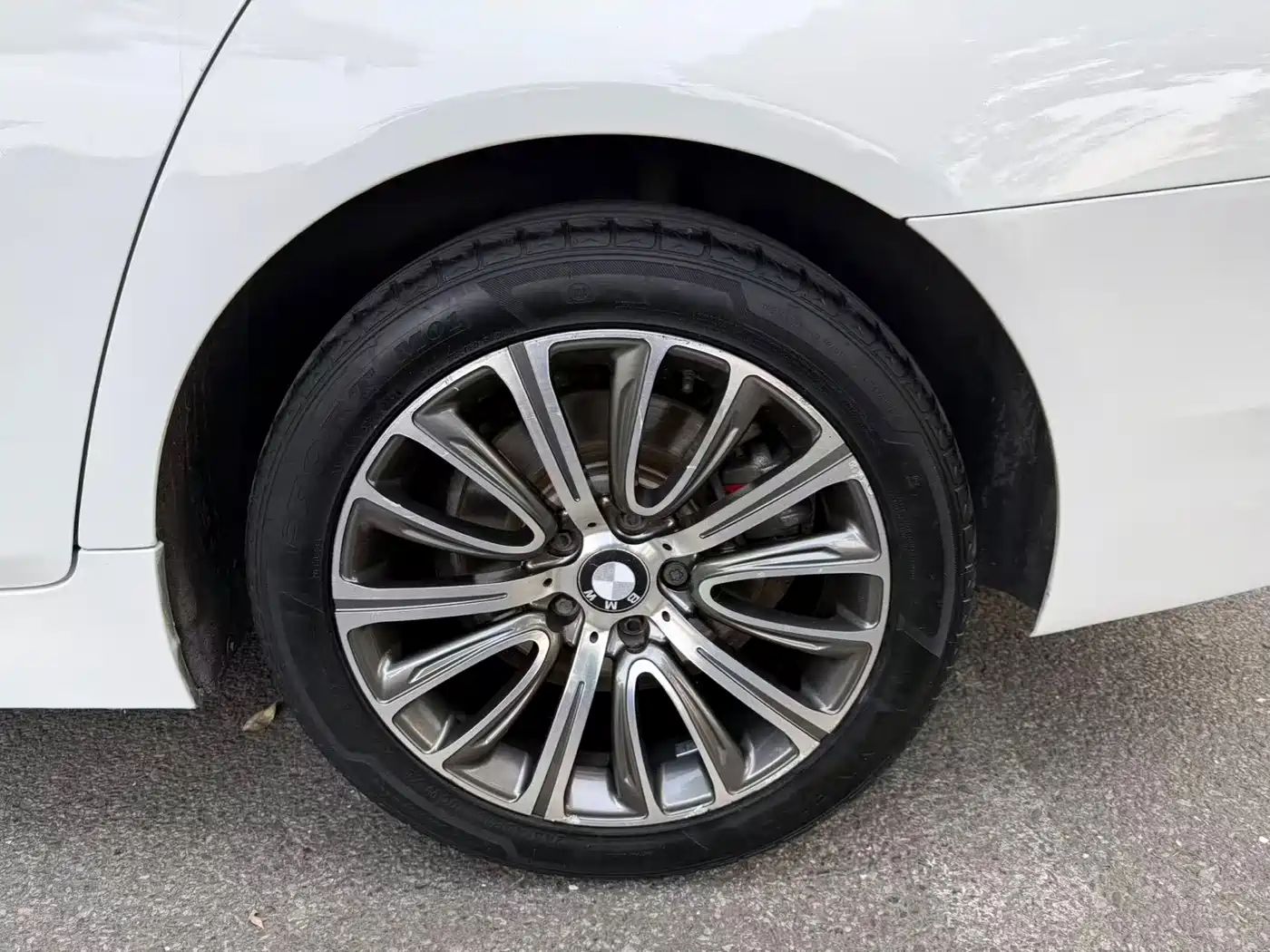 Photo 10 - BMW 5 Series