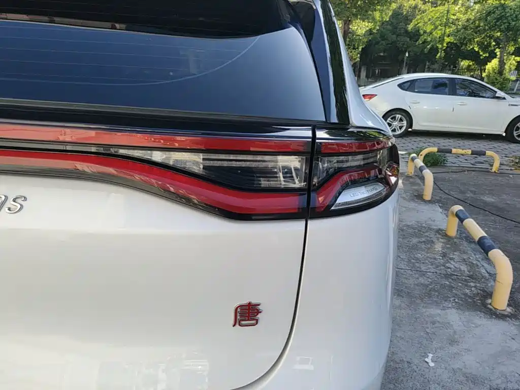 Photo 8 - BYD Tang