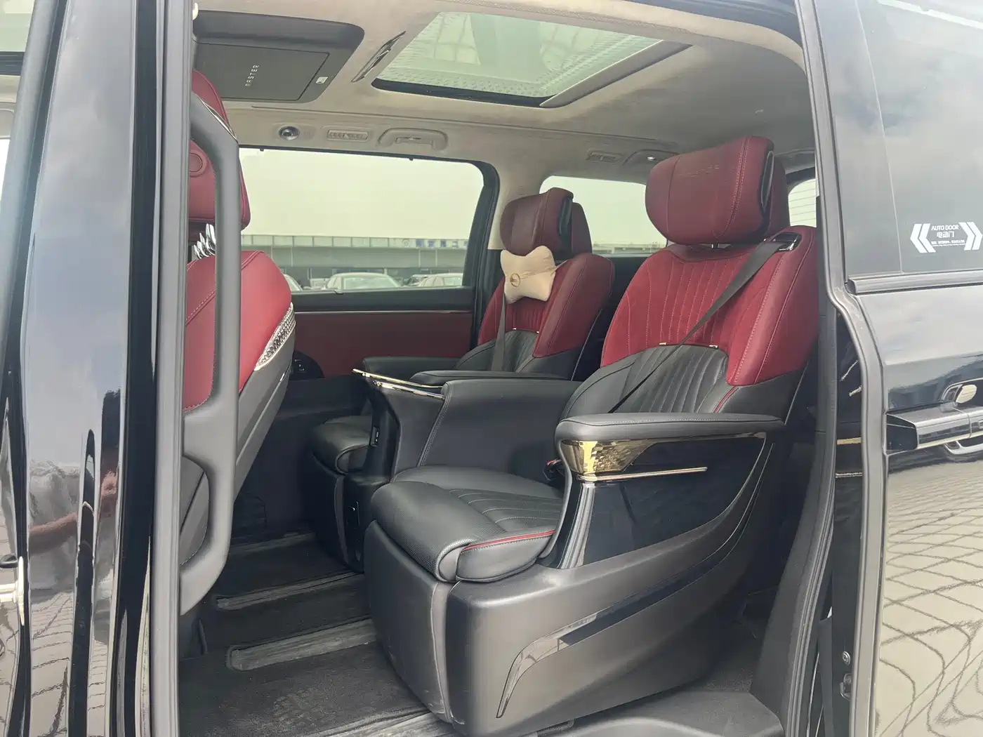 GAC Trumpchi Trumpchi E9 2023 E9 Grandmaster фото 9
