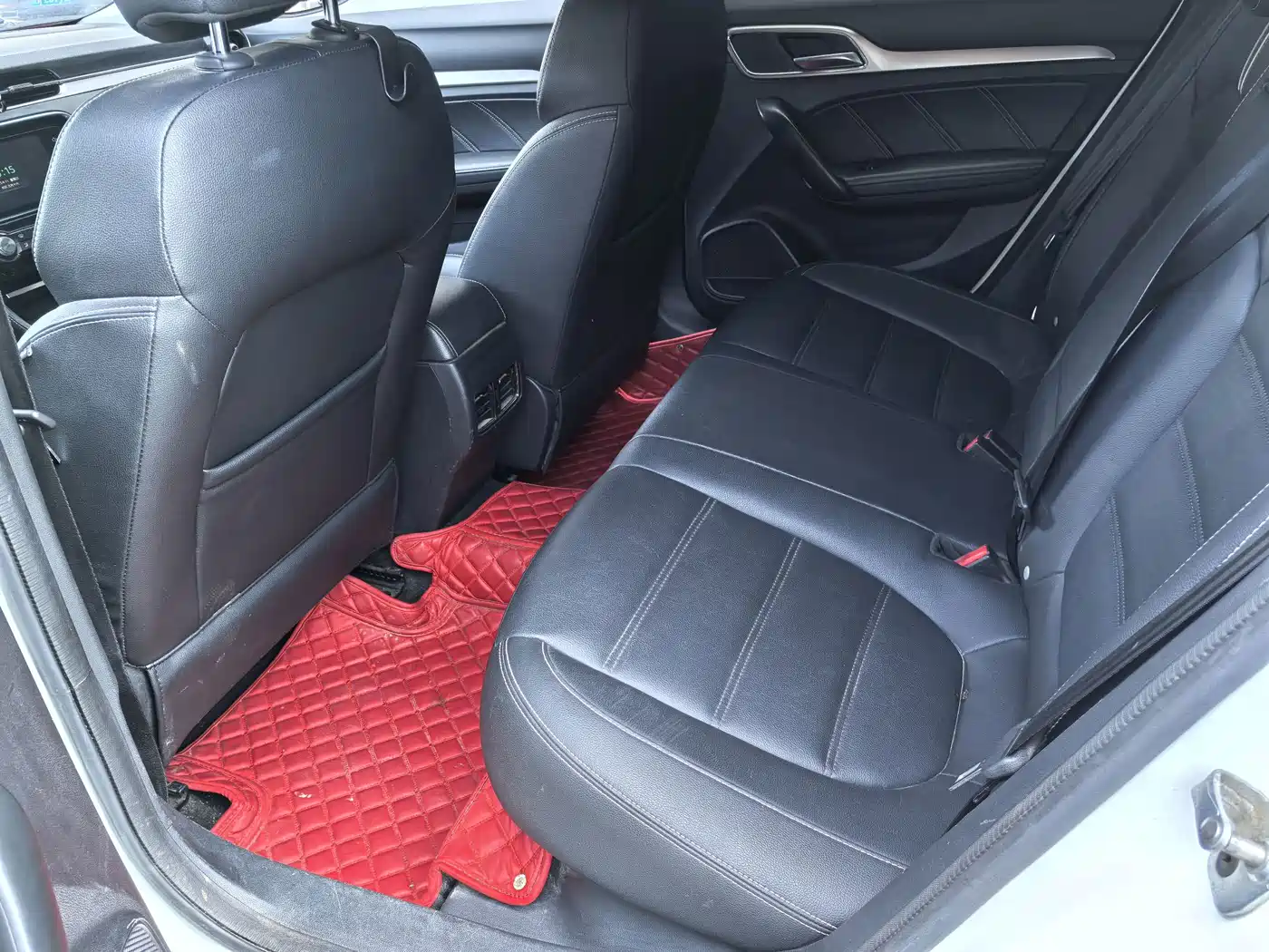 MG MG6 2018 2017 20T Automatic Luxury Smart Connect Version (China V)
