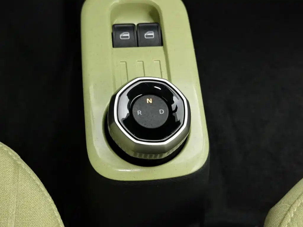 Фото 13 - Geely Galaxy Panda